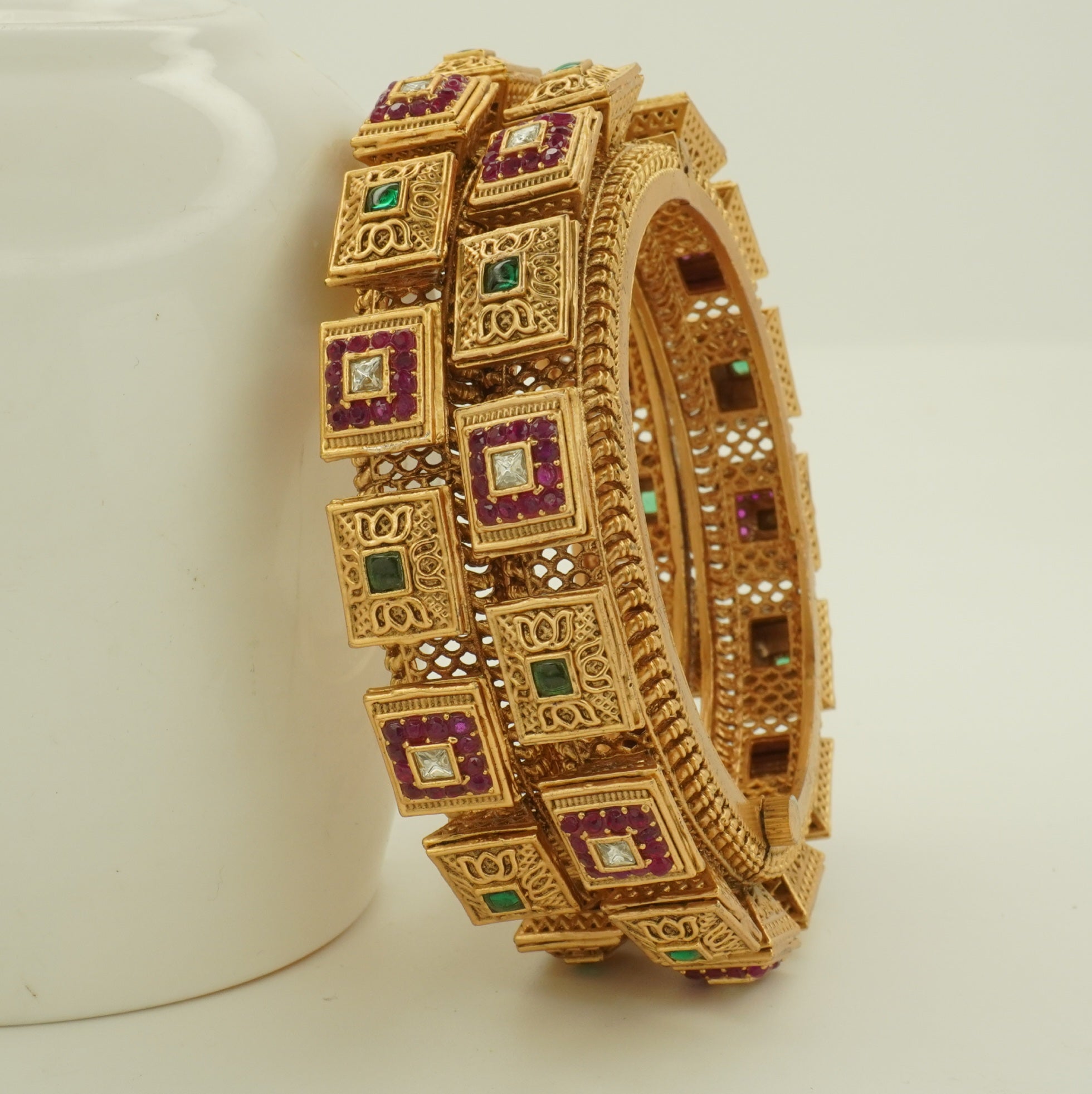 Latest Designer Gold Bangles Pair Traditional Rajwadi Kangan Wedding Party Wear for Women