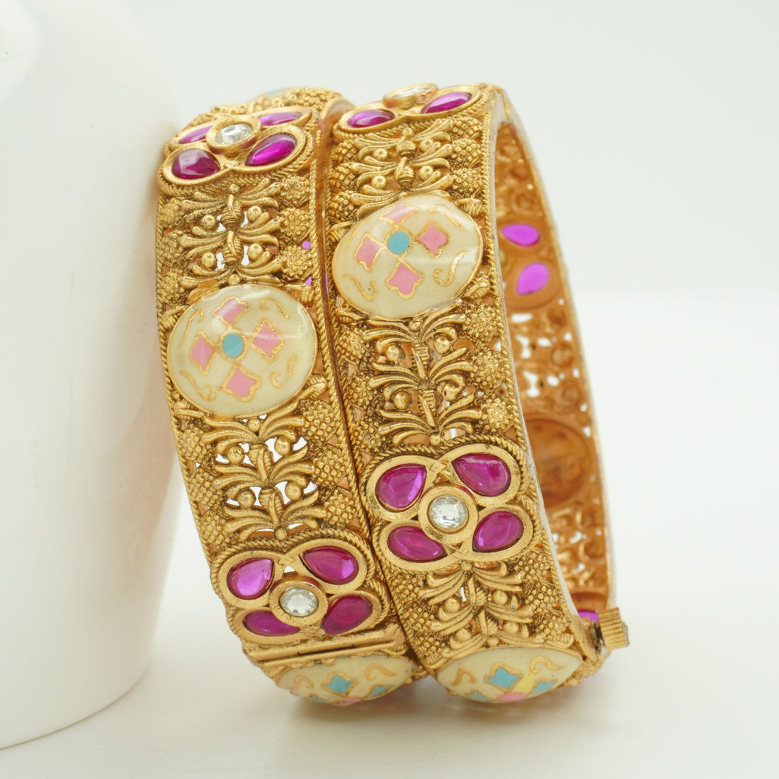 Premium Traditional Meenakari Kundan Bangles – Designer Wedding & Festive Kangan for Women