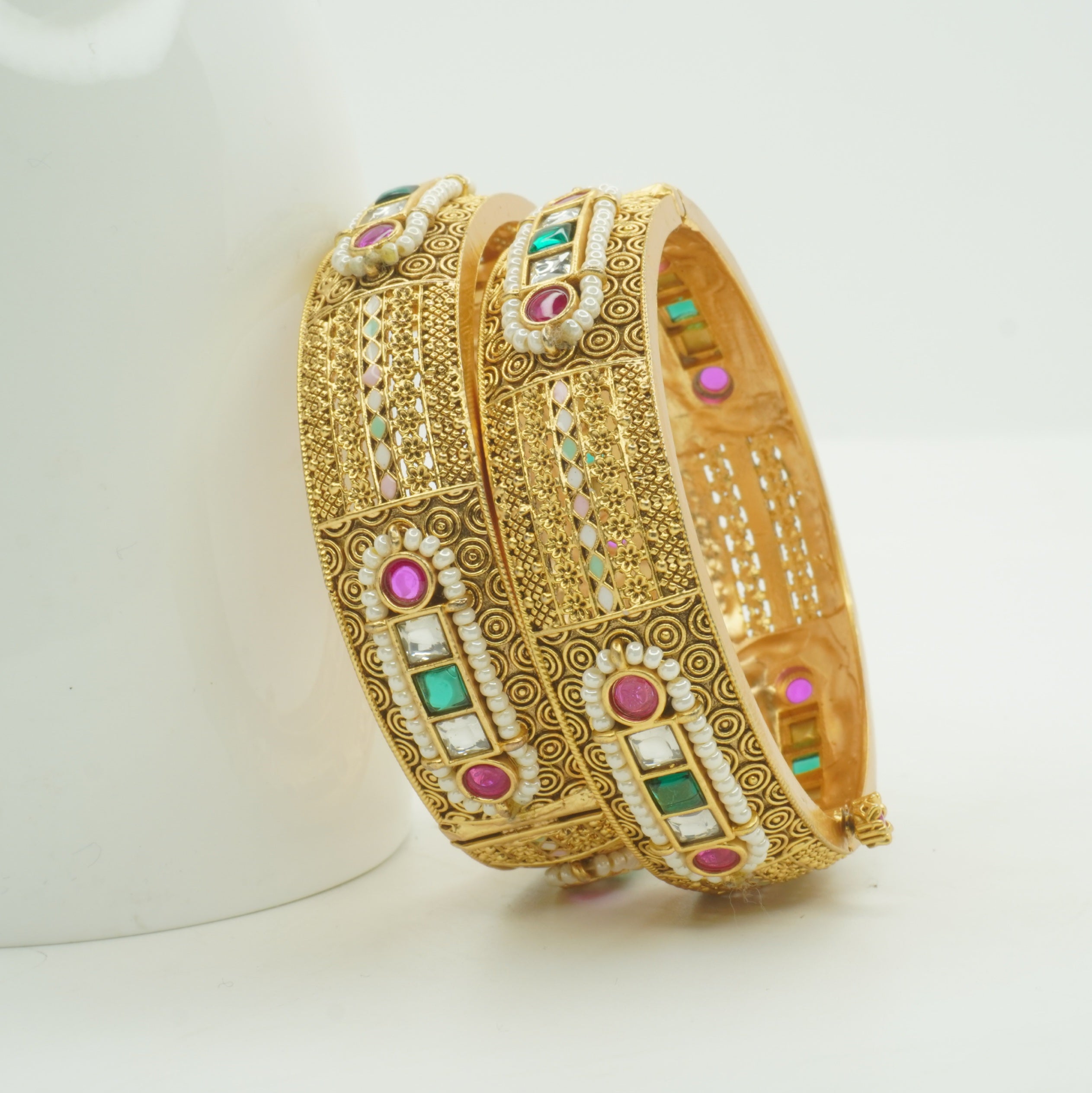 Luxury Gold Plated Kundan Pearl Bridal Bangles Pair – Traditional Indian Wedding Kangan for Women