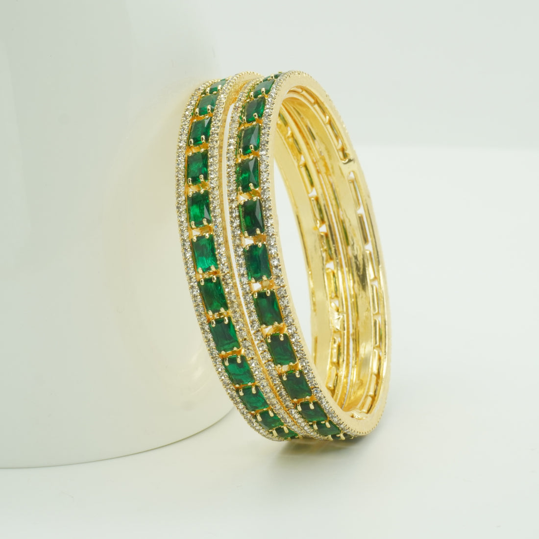 Designer Gold Plated Emerald Green AD Kangan Bangles Pair for Women Bridal Wedding Party Wear Traditional Ethnic Jewellery